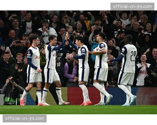 即时战报：麦迪逊中路抢断后直塞，孙兴慜破门，热刺1-0领先西汉姆联